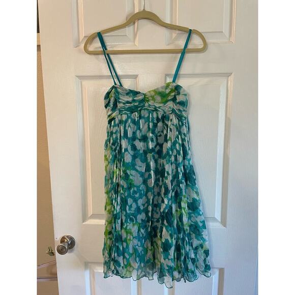 NWT Diane von Furstenberg Silk Knee Length Tent Dress size 4. - Picture 1 of 13